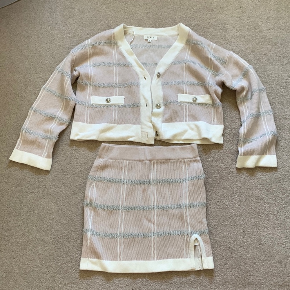 One set cardigan and skirt